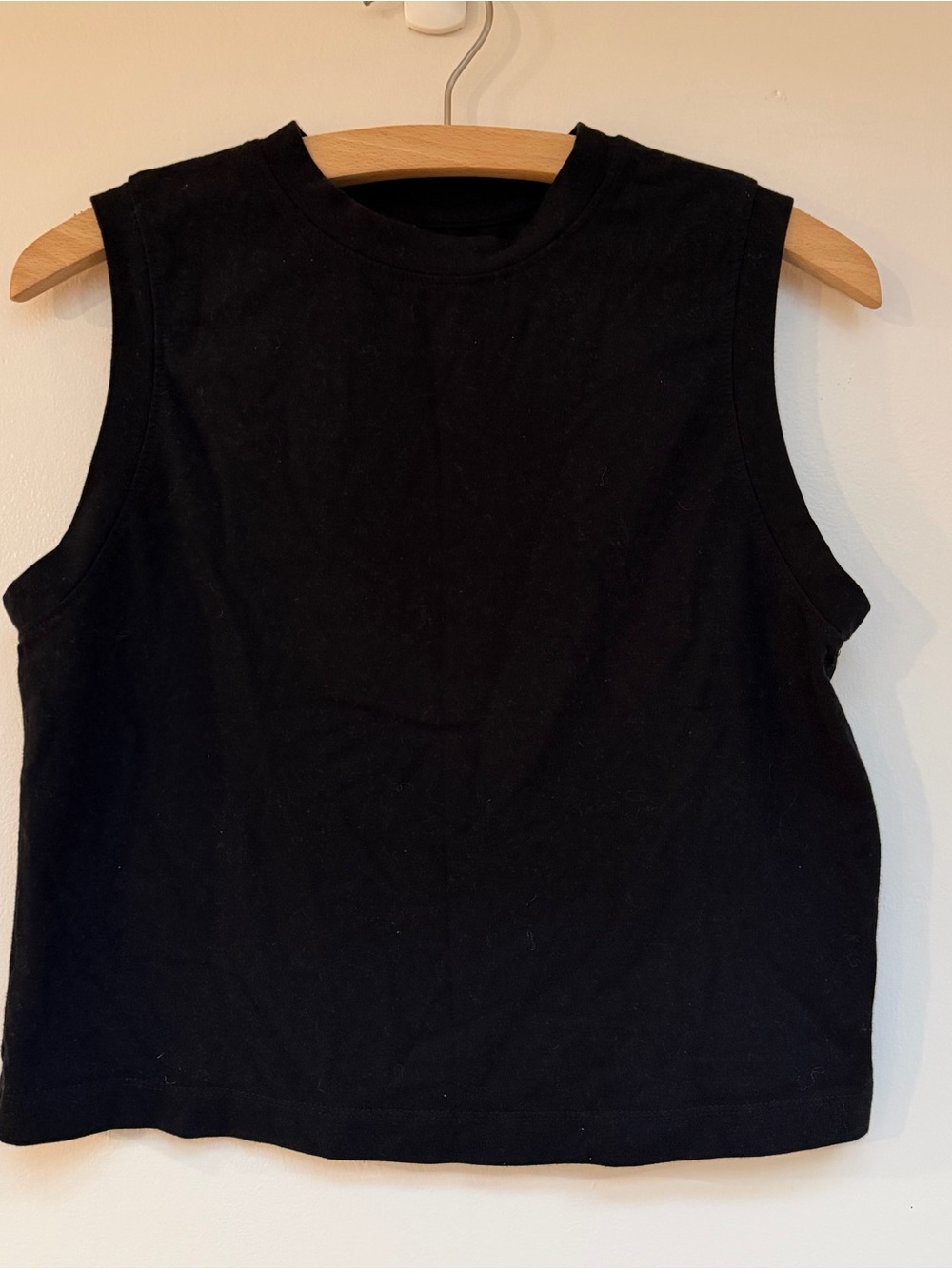 a new day Black Sleeveless Muscle Tee - Boxy Crop Tank